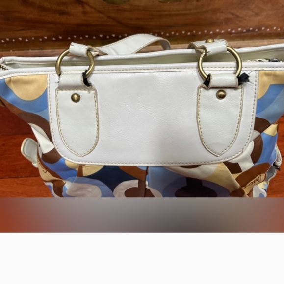 Coach purse - Picture 4 of 7